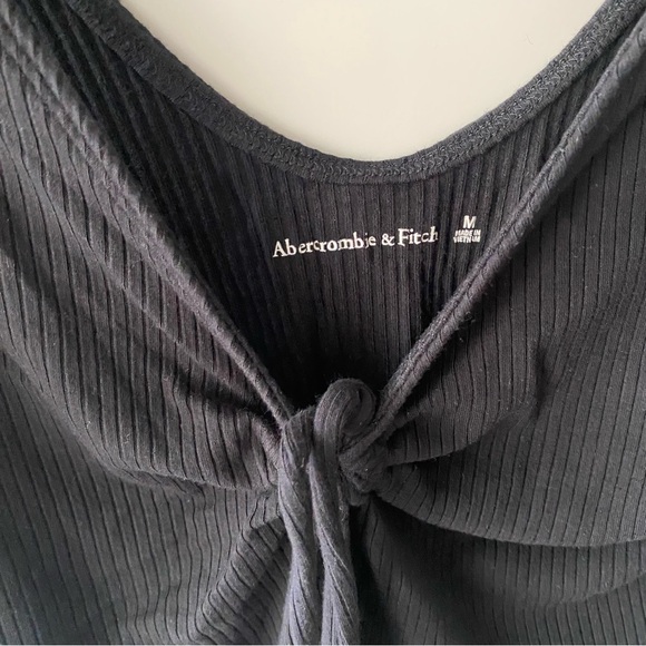 Abercrombie & Fitch | Ribbed Tie-Front Bodysuit | Size M - Picture 4 of 8